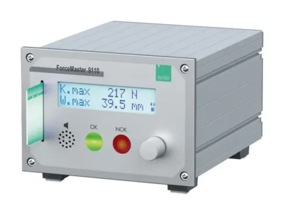 Perfekt för övervakning av handspakspressar! Utformad för maximal användarvänlighet med enknappsmanövrering och tydlig IO/NIO-display. Tack vare smartkort kan data för olika processer lagras separat – för effektiv och tillförlitlig övervakning av inpressning.